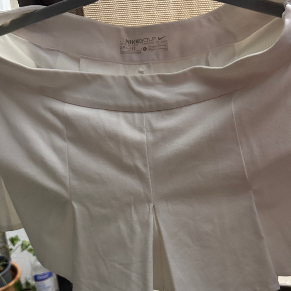 Nike White Dri-FIT Pleated Golf Skort